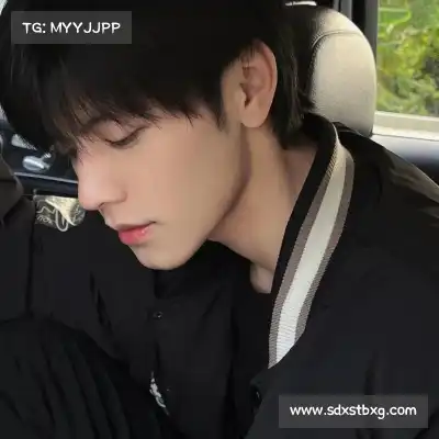 葛昀